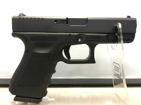 Pištol Glock 23, 4.generácia, kaliber 40S&W, FXD čierna