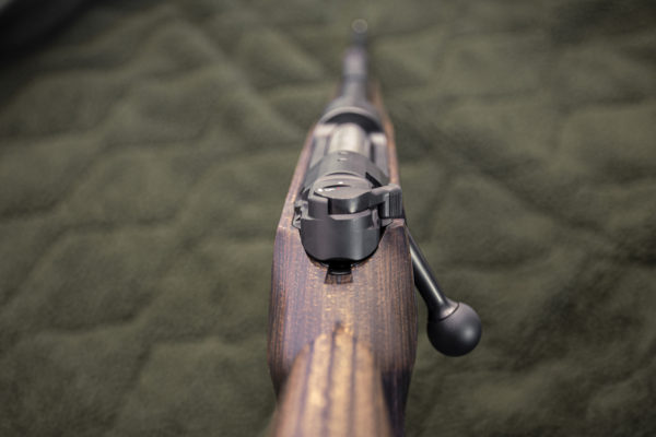 Guľovnica Mauser M 12 MAX- MCS systém THUMBHOLE v dreve s mieridlami 9,3x62
