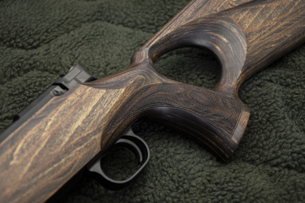 Guľovnica Mauser M 12 MAX- MCS systém THUMBHOLE v dreve s mieridlami 9,3x62